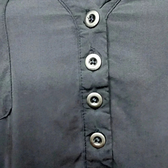 Torrid Women's Size 2 Short Sleeve Blouse-EUC - Picture 4 of 7